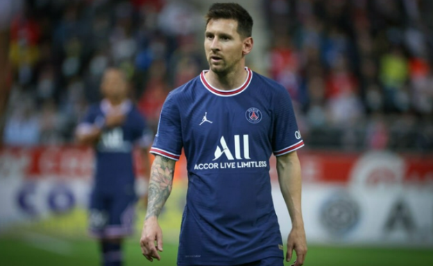 Anche Messi ha avuto un momento imbarazzante dopo essere stato derubato e derubato